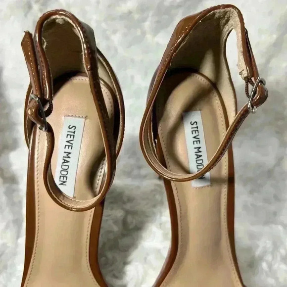Steve Madden Womens Brown Wafer Patent Stiletto Heels - Picture 3 of 8